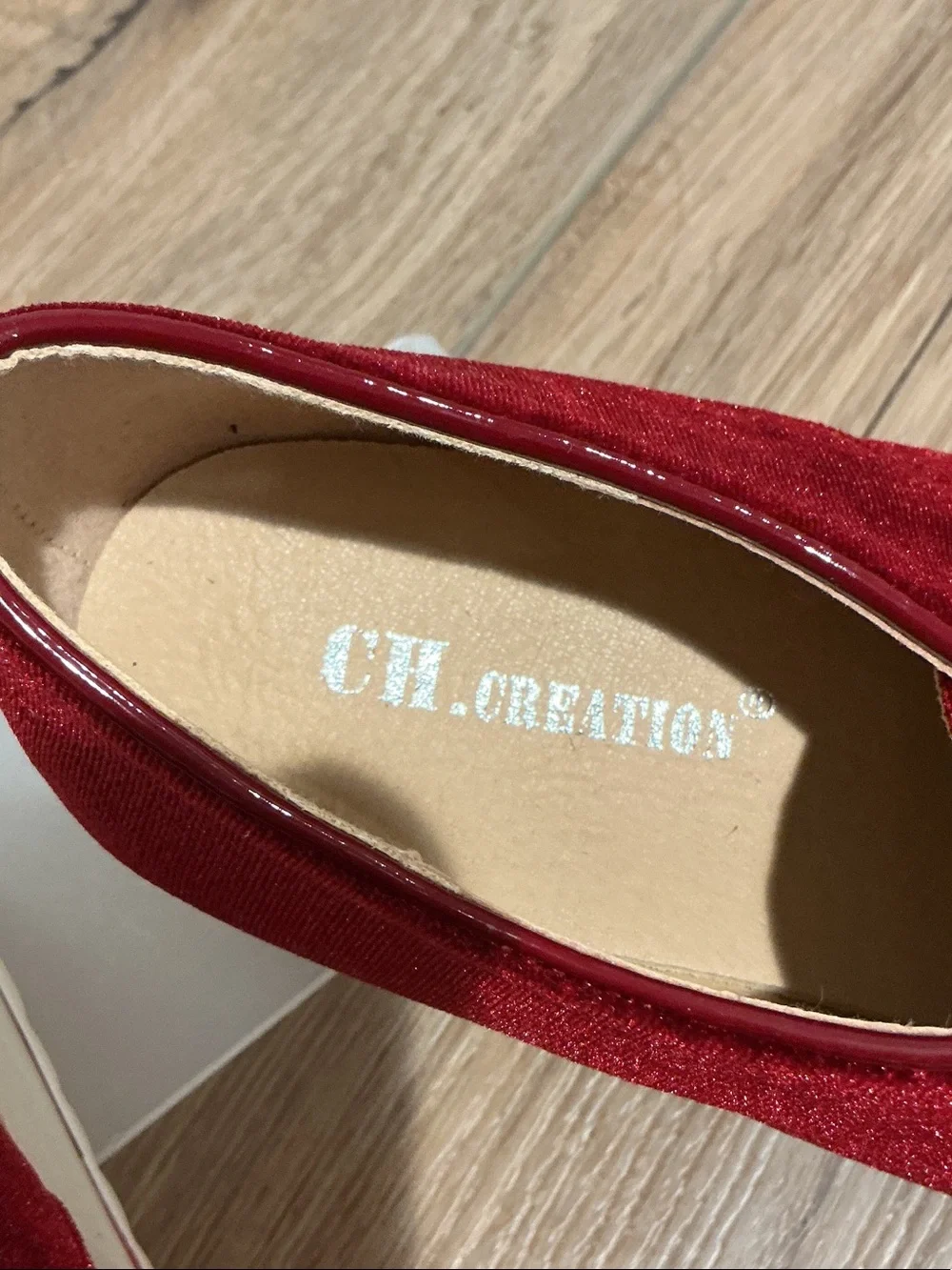 CH Creation Women’s Velvet Oxford Flats in Deep Red, size EU 39